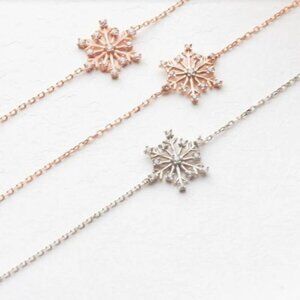 925 Sterling Silver Snowflake Bracelet | Winter Charm | Silver or Gold Finish